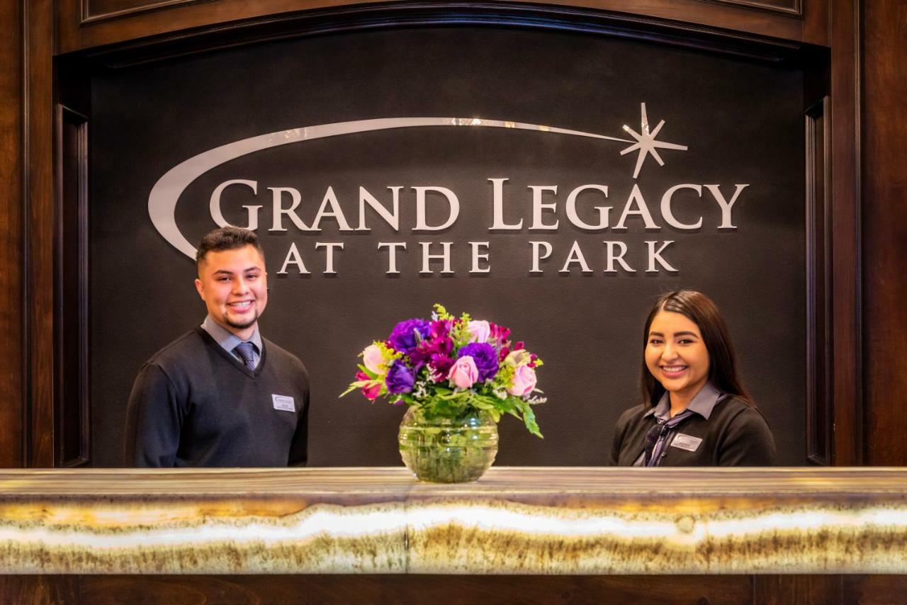 Hôtel Grand Legacy At The Park à Anaheim Extérieur photo